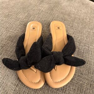 Women’s sandals